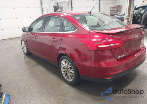 2017 Ford Focus Titanium из США, поврежденный, VIN 1FADP3J26HL238966